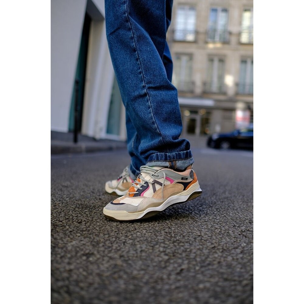 Vans Varix WC Chunky Sneaker Women 9 Men 7.5 Low Top Suede Mesh Multi Turtledove